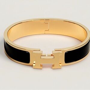 Hermes GM bracelet size medium / large